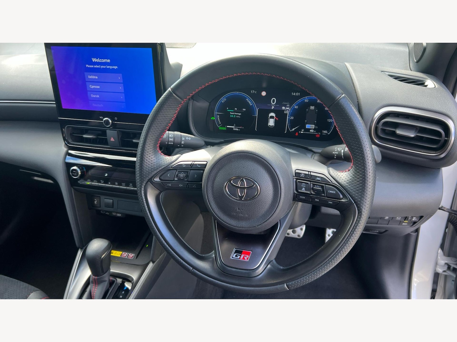 Used Toyota Yaris Cross 2024 for sale - 76988995: Photo 10