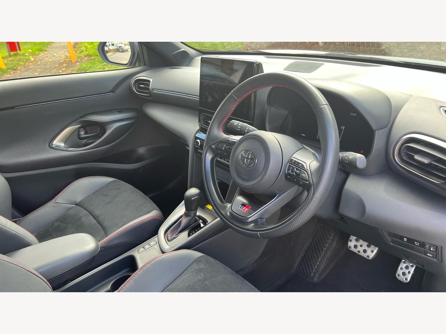 Used Toyota Yaris Cross 2024 for sale - 76988995: Photo 13