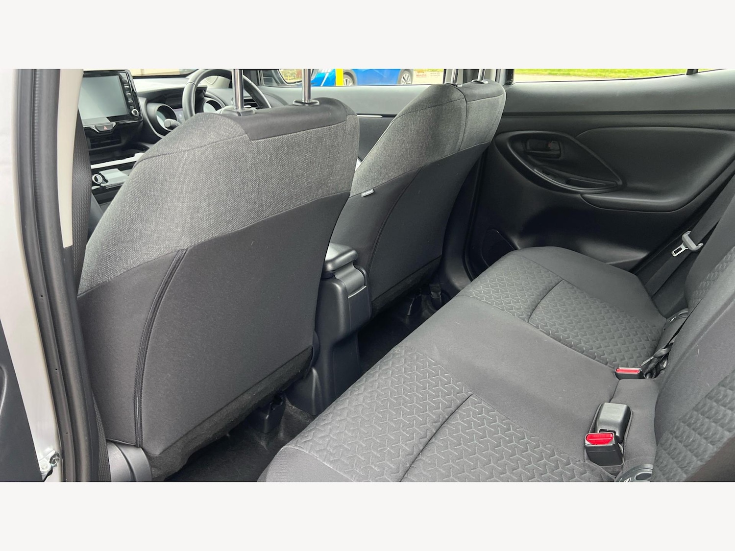 Used Toyota Yaris Cross 2023 for sale - 77425382: Photo 15