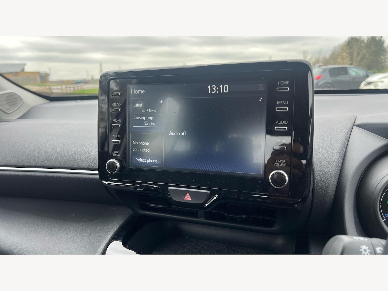 Used Toyota Yaris Cross 2023 for sale - 77425382: Photo 9