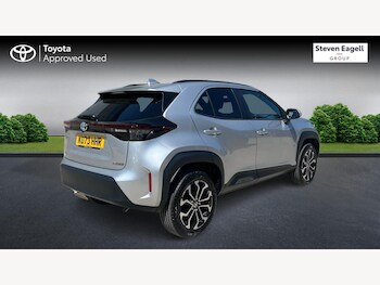 Used Toyota Yaris Cross 2024 for sale - 75401445: Photo