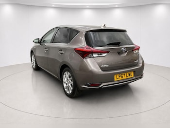 Used Toyota Auris 2018 for sale - 79552786: Photo