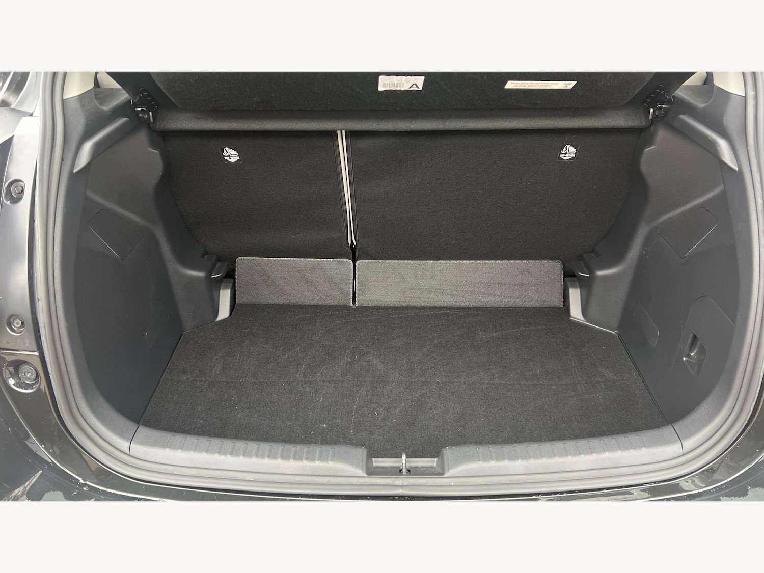 Used Toyota Yaris 2023 for sale - 77120718: Photo 16