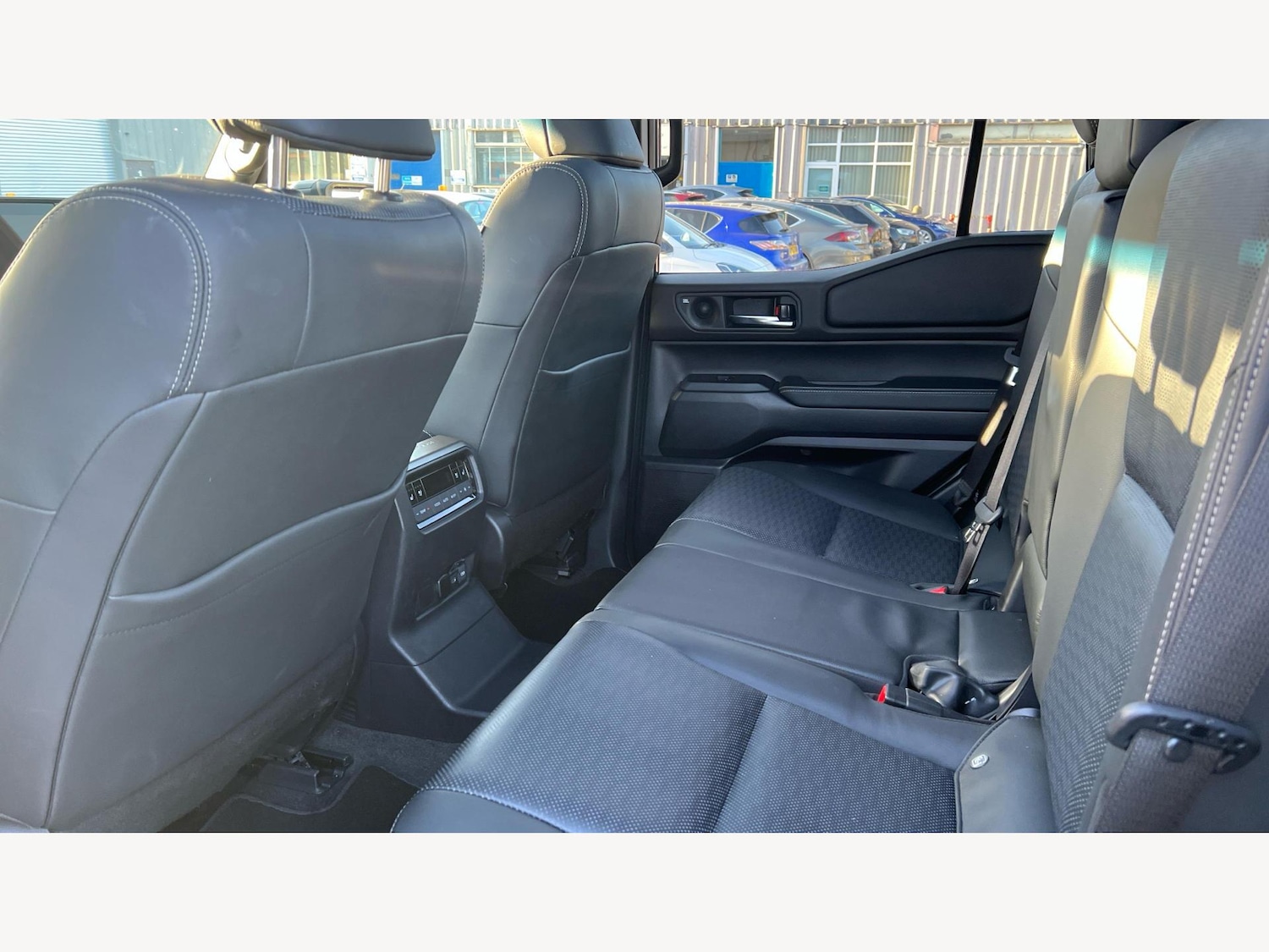 Used Toyota Land Cruiser 2024 for sale - 77854227: Photo 15