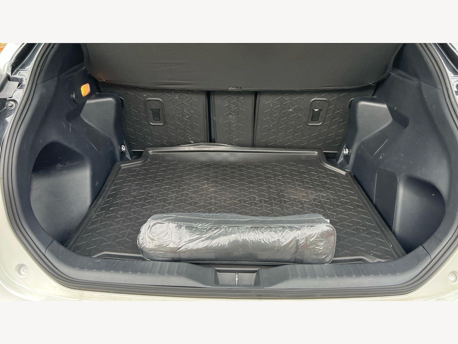 Used Toyota Yaris Cross 2024 for sale - 78101473: Photo 16