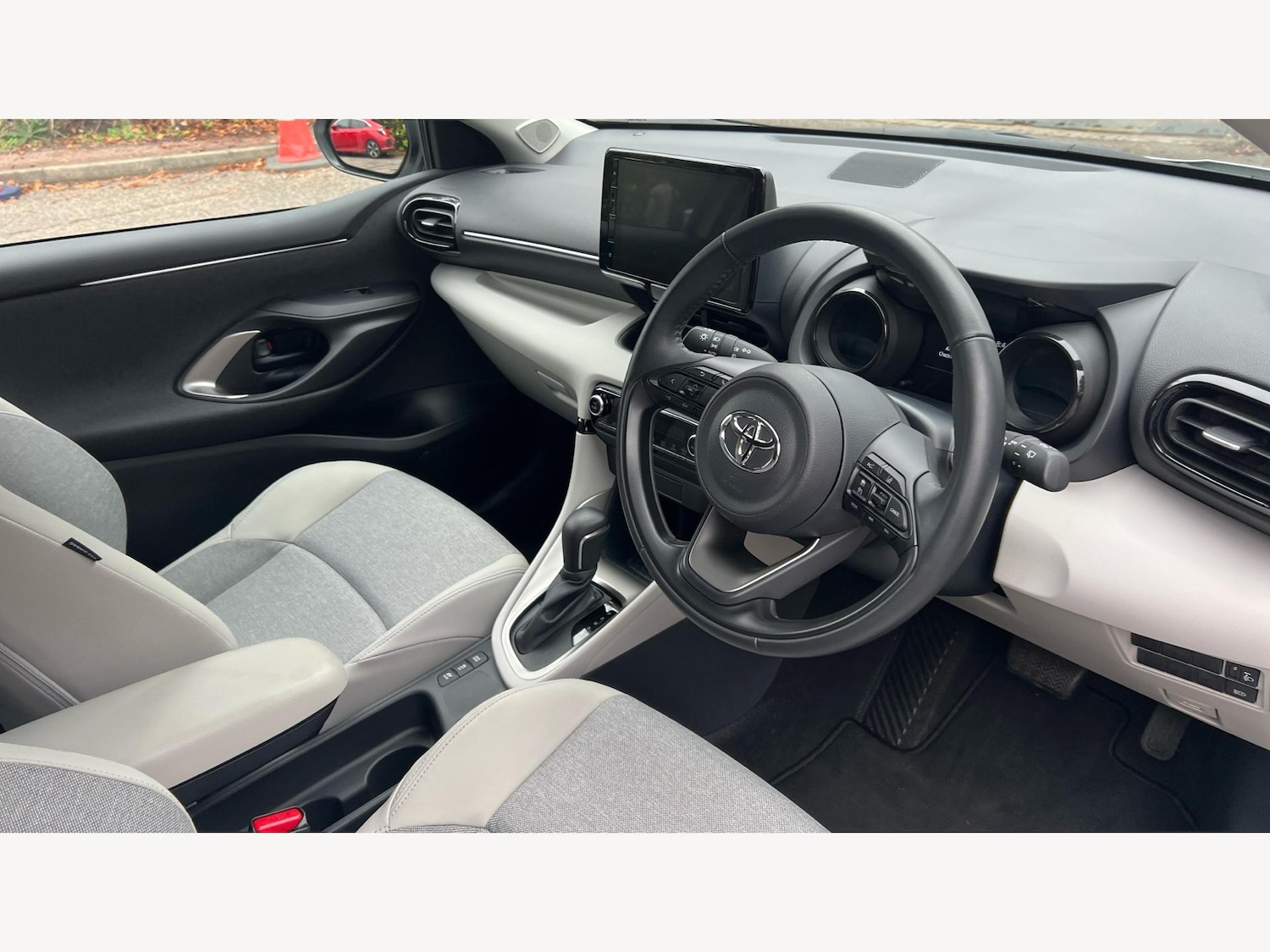 Used Toyota Yaris 2022 for sale - 76337801: Photo 13
