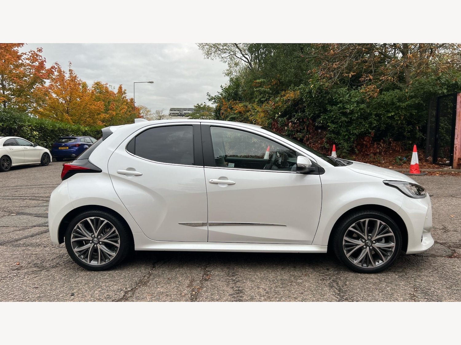 Used Toyota Yaris 2022 for sale - 76337801: Photo 18