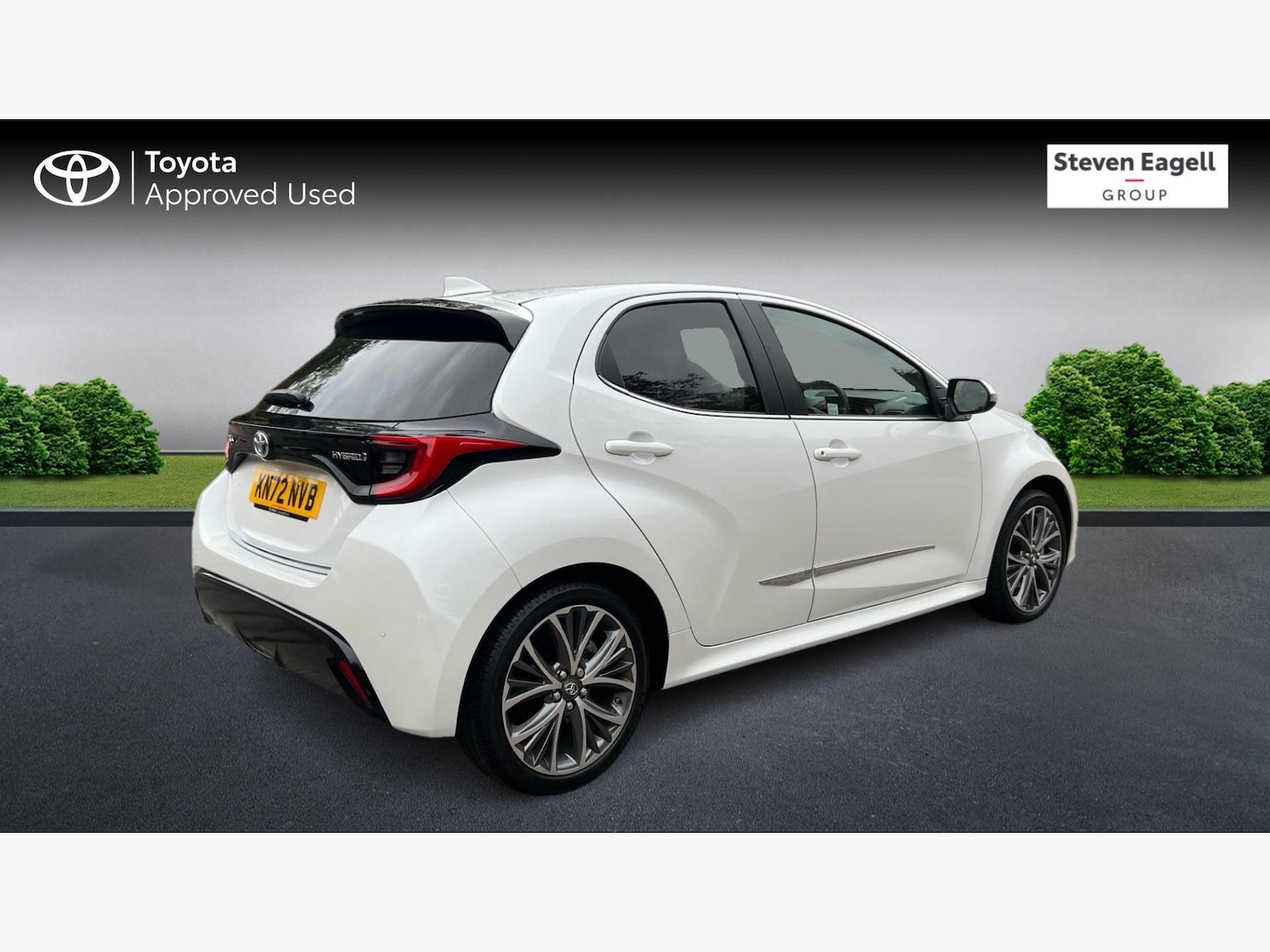 Used Toyota Yaris 2022 for sale - 76337801: Photo 2