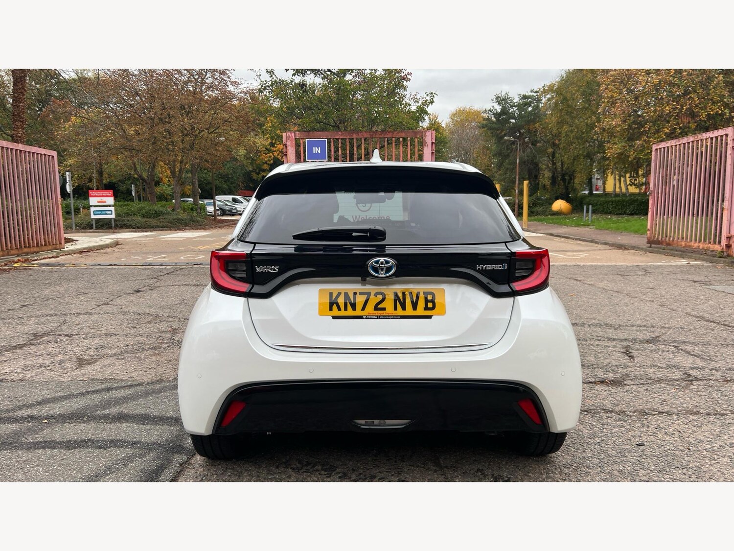 Used Toyota Yaris 2022 for sale - 76337801: Photo 21