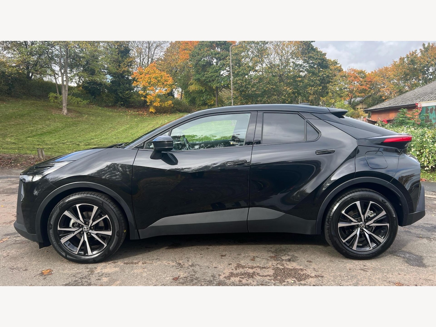 Used Toyota C-HR 2025 for sale - 77425244: Photo 19