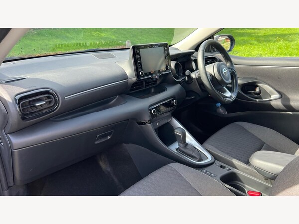 Used Toyota Yaris 2023 for sale - 76084558: Photo 12