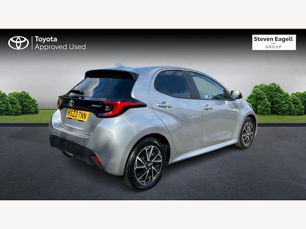 Used Toyota Yaris 2023 for sale - 76084558: Photo 2