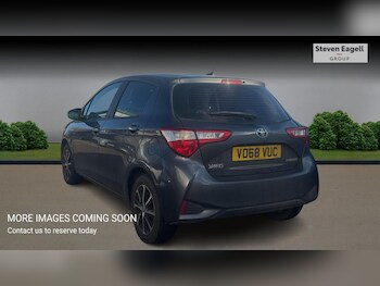 Used Toyota Yaris 2018 for sale - 77290531: Photo