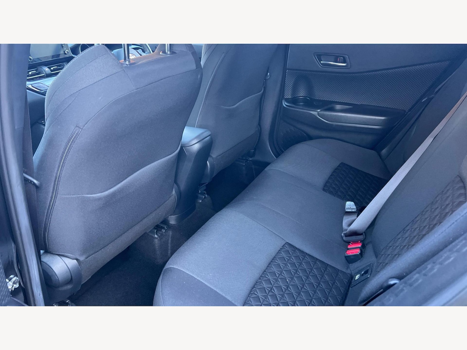 Used Toyota C-HR 2020 for sale - 76688574: Photo 15