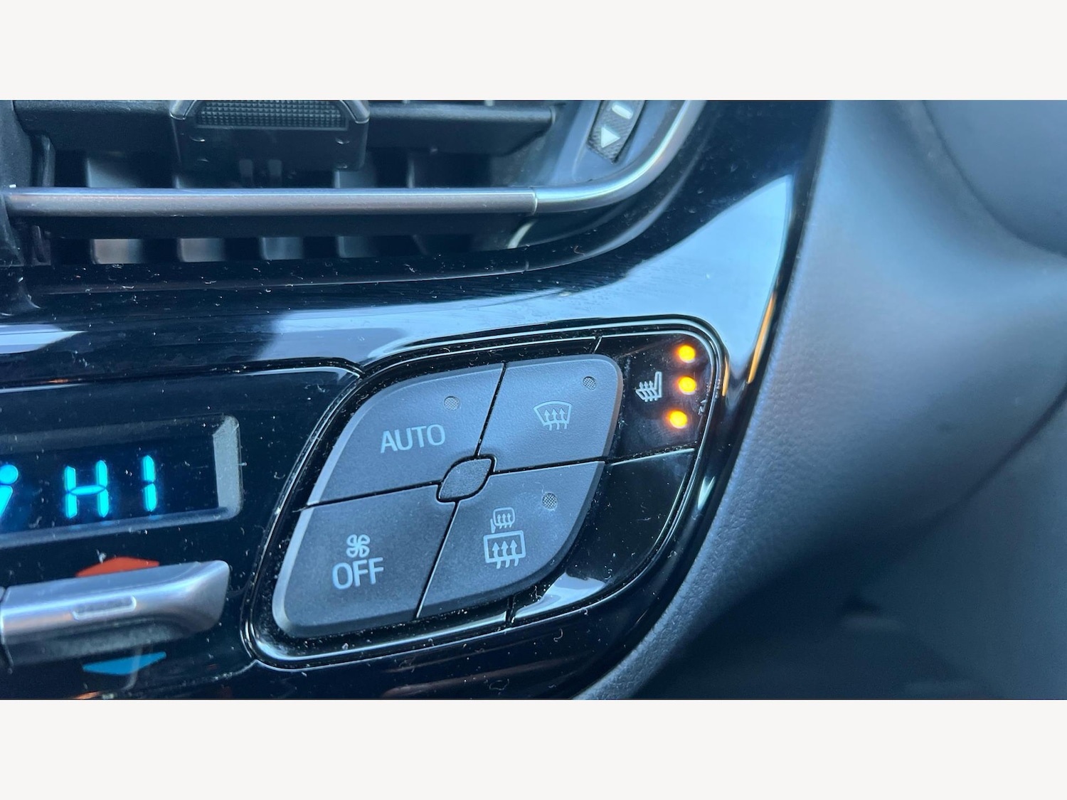 Used Toyota C-HR 2020 for sale - 76688574: Photo 22