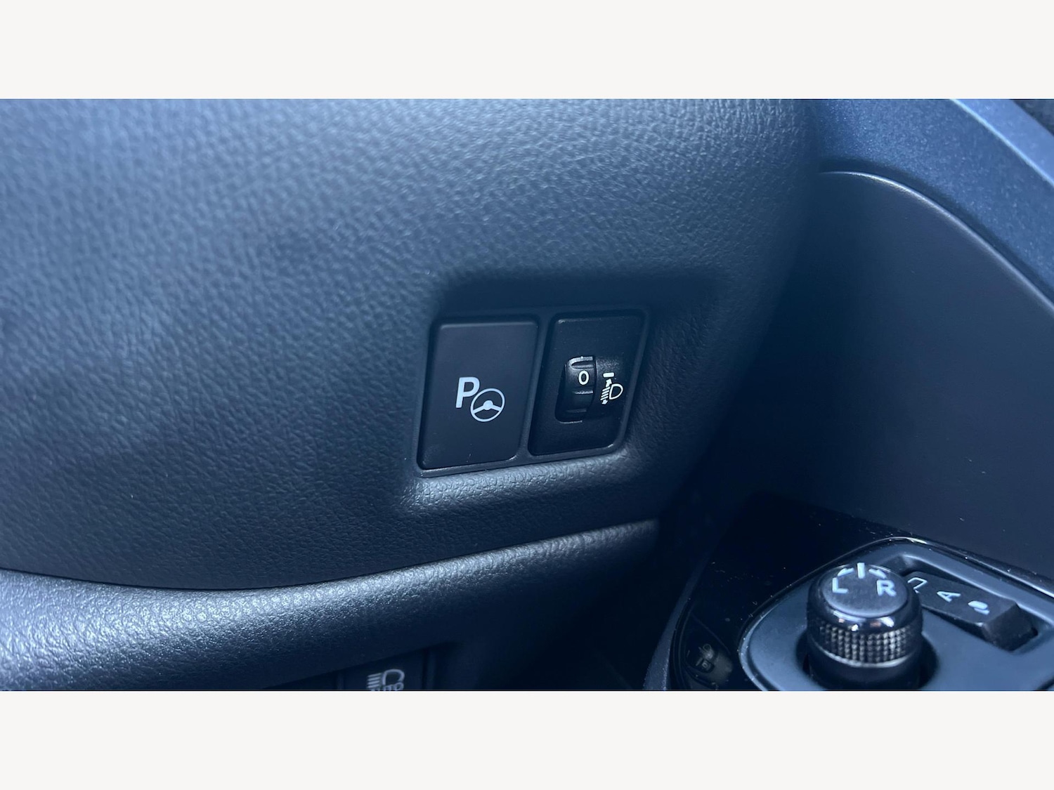 Used Toyota C-HR 2020 for sale - 76688574: Photo 23