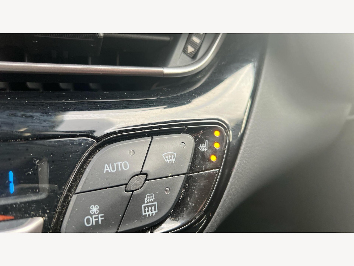 Used Toyota C-HR 2020 for sale - 77315250: Photo 22