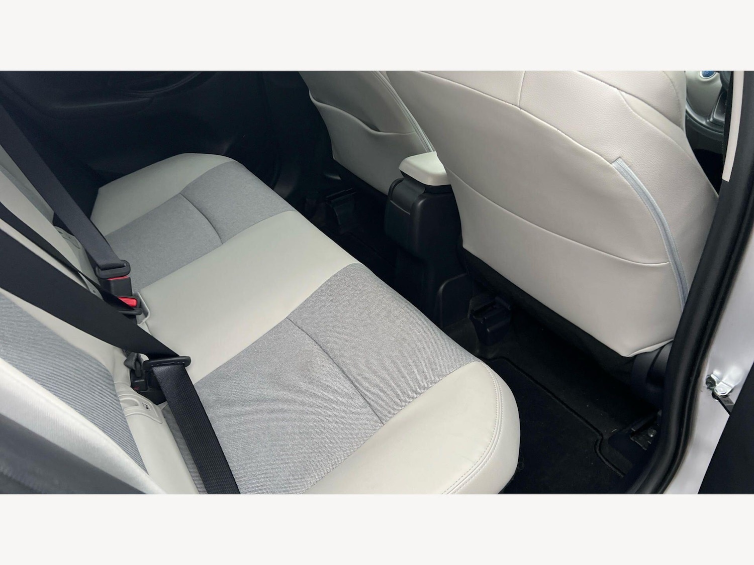 Used Toyota Yaris 2022 for sale - 78185655: Photo 14