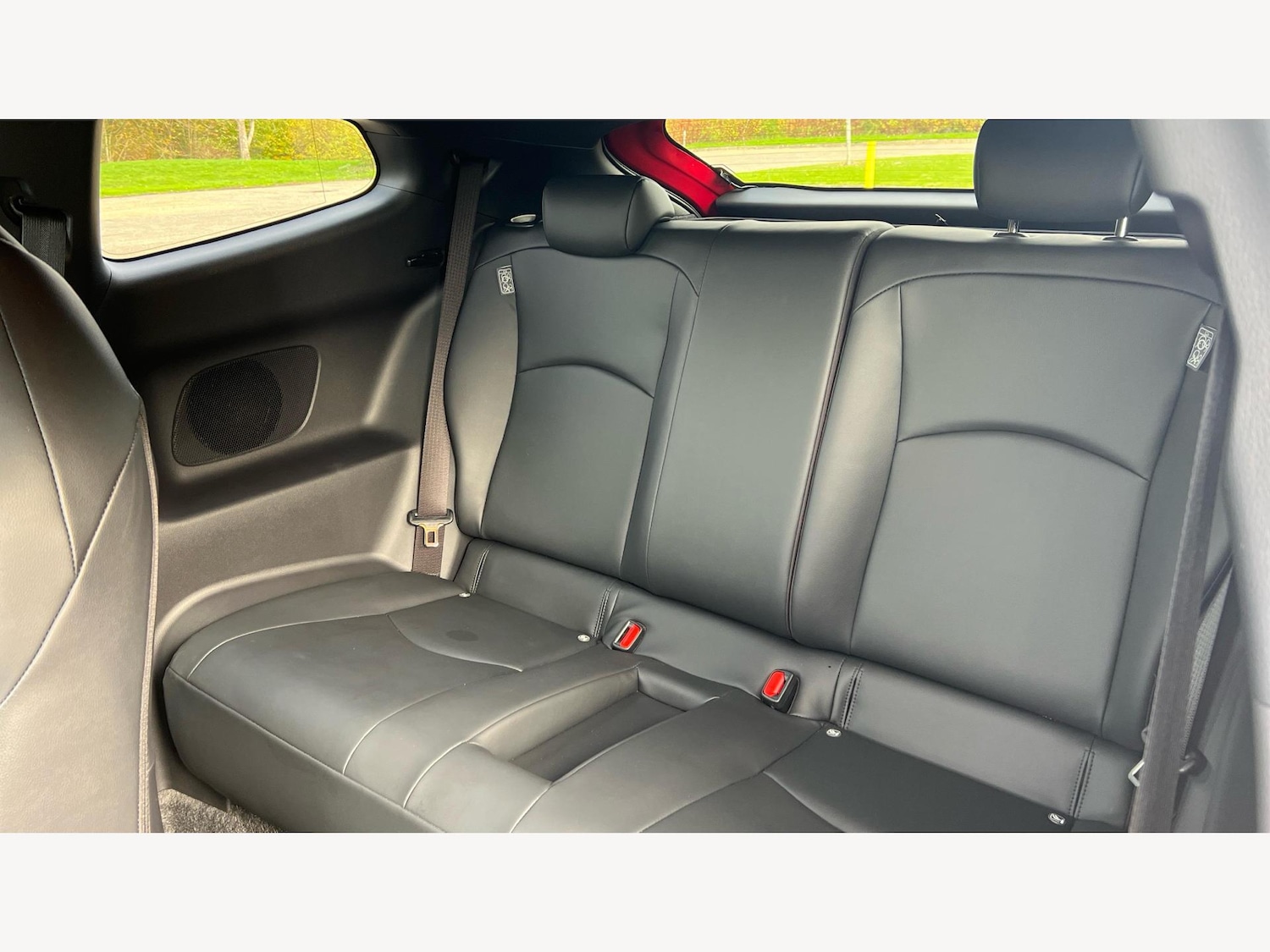 Used Toyota Yaris 2024 for sale - 76336535: Photo 15