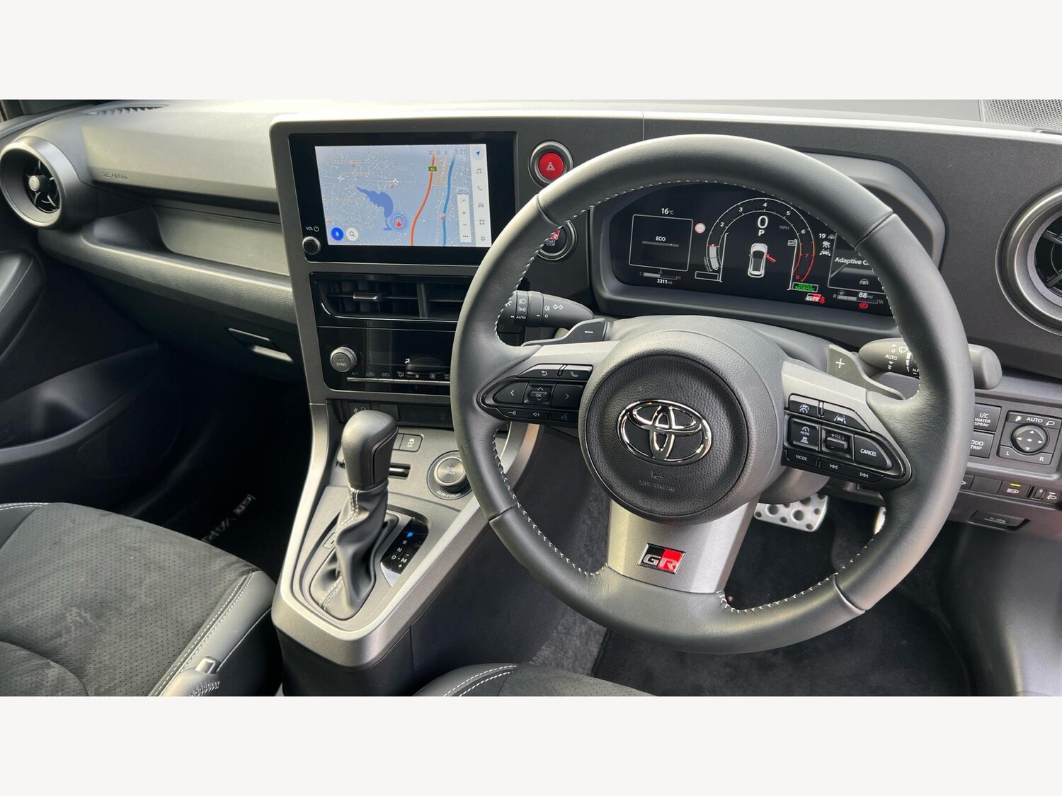Used Toyota Yaris 2024 for sale - 76336535: Photo 8