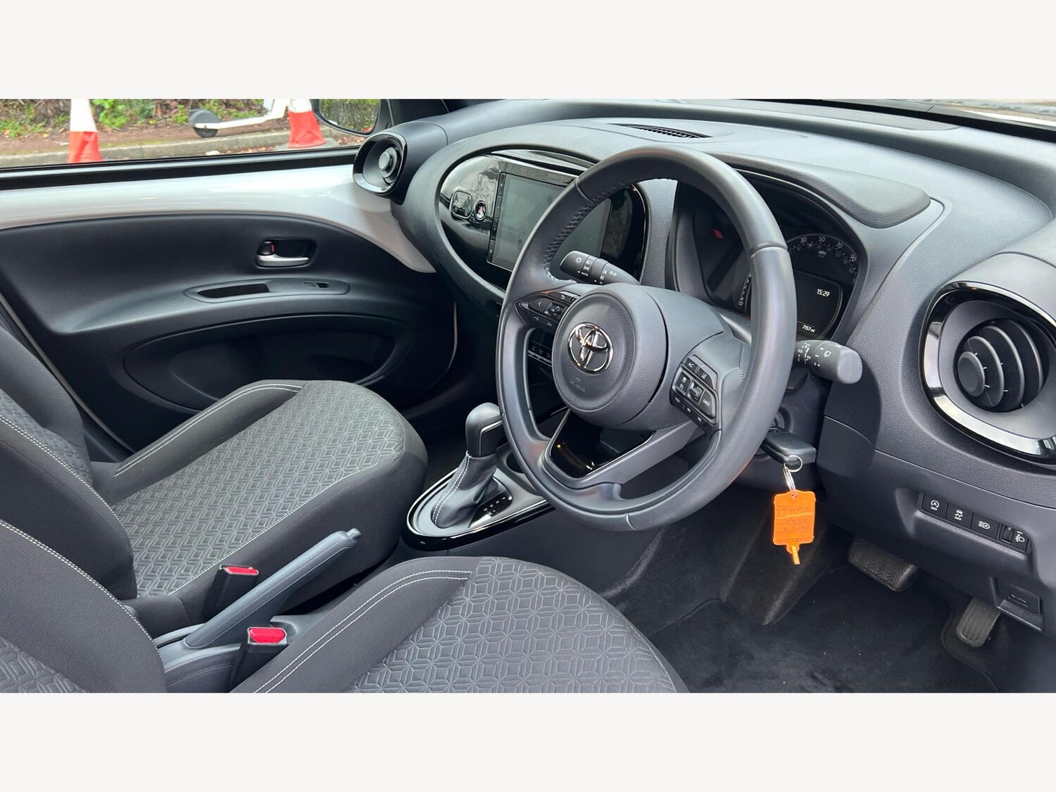 Used Toyota Aygo X for sale - 76728042: Photo 13