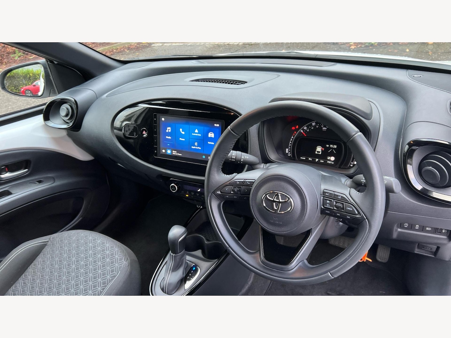 Used Toyota Aygo X for sale - 76728042: Photo 7