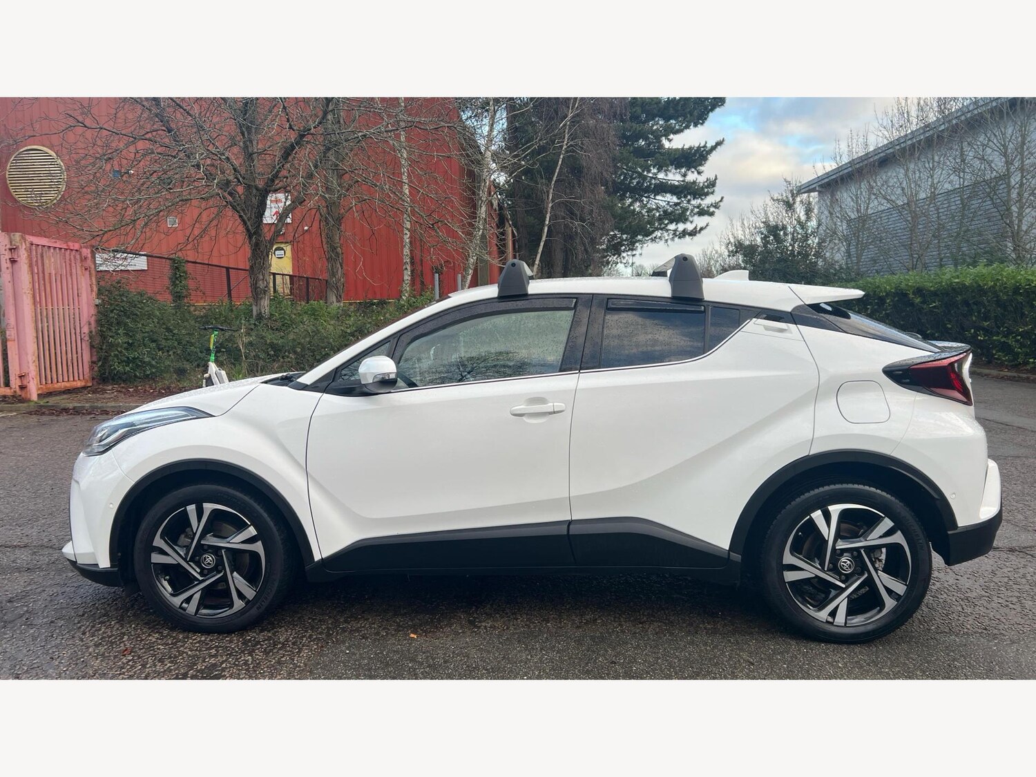 Used Toyota C-HR for sale - 77230536: Photo 19