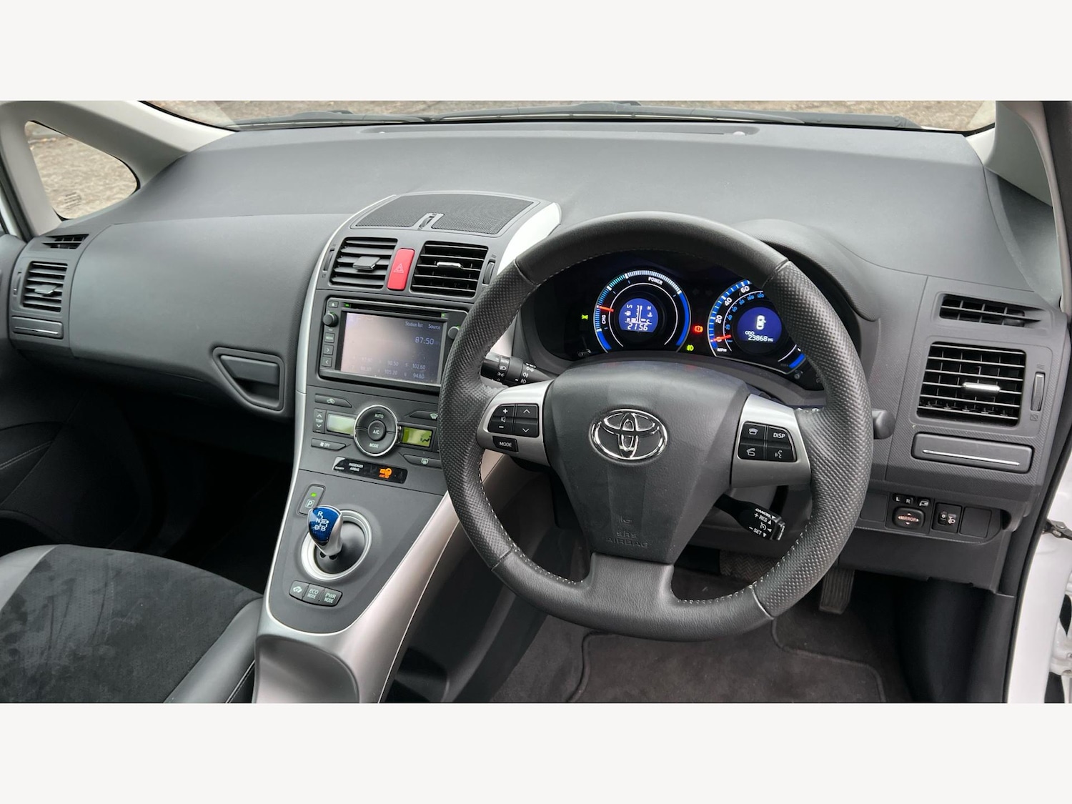 Used Toyota Auris 2012 for sale - 77039731: Photo 8
