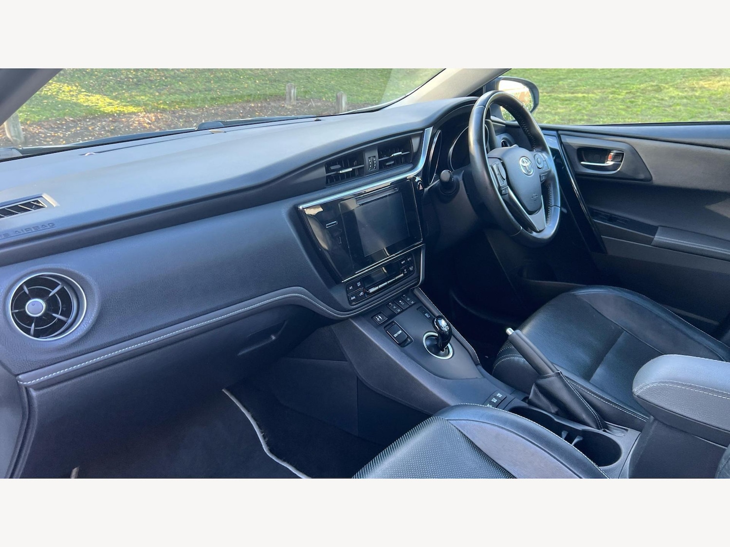Used Toyota Auris 2018 for sale - 76472907: Photo 12