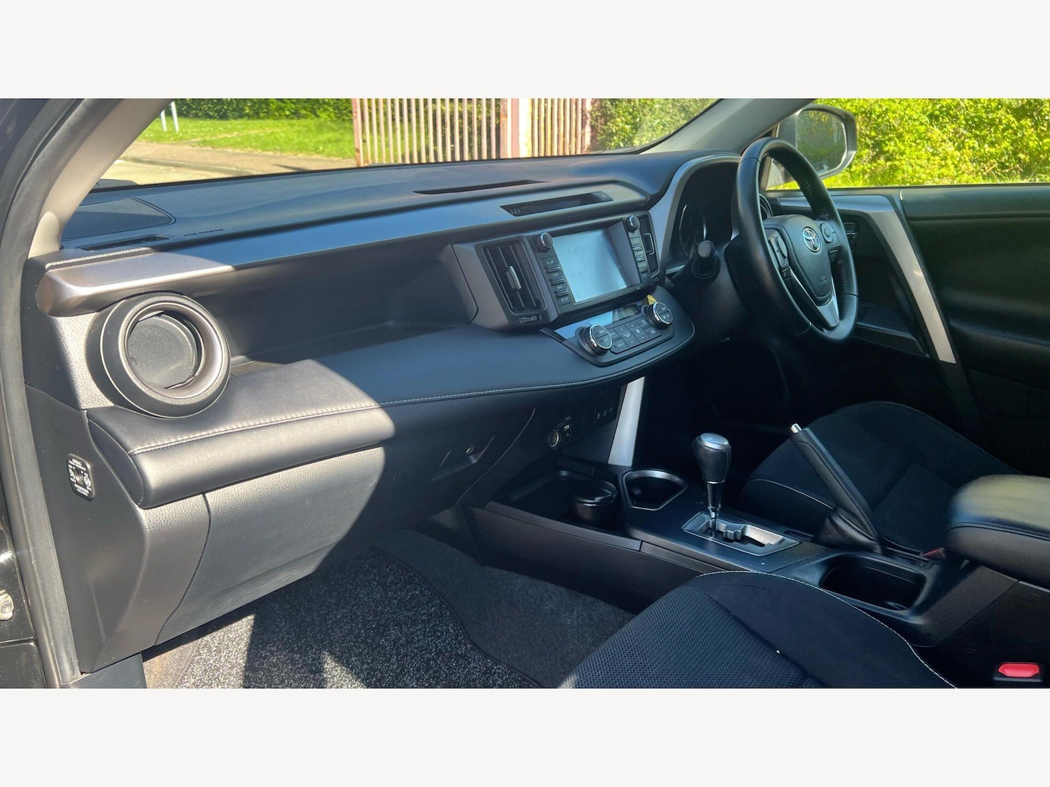 Used Toyota RAV4 2017 for sale - 78204963: Photo 7