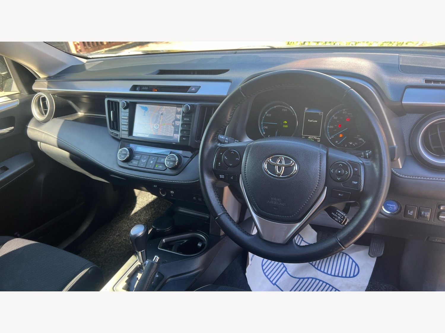 Used Toyota RAV4 2017 for sale - 78204963: Photo 9