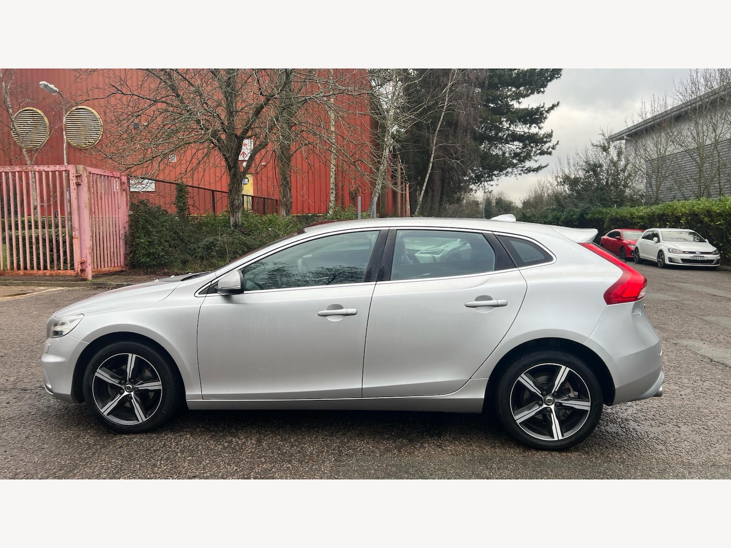 Used Volvo V40 2016 for sale - 77538284: Photo 19