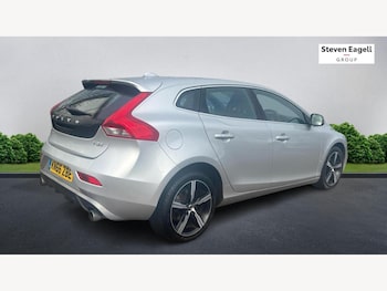 Used Volvo V40 2016 for sale - 77538284: Photo