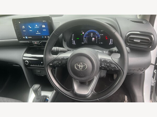 Used Toyota Yaris Cross 2024 for sale - 76239860: Photo 10