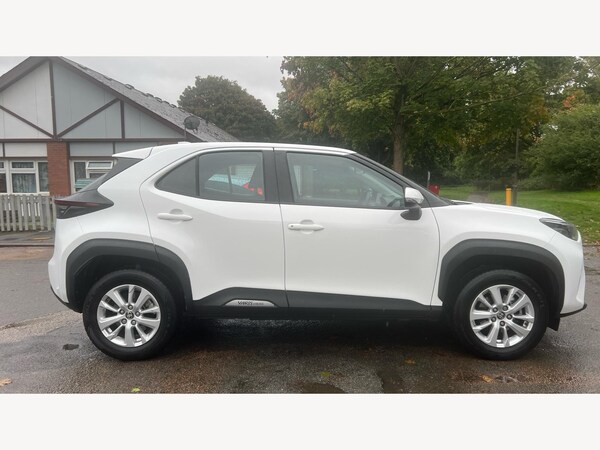 Used Toyota Yaris Cross 2024 for sale - 76239860: Photo 18