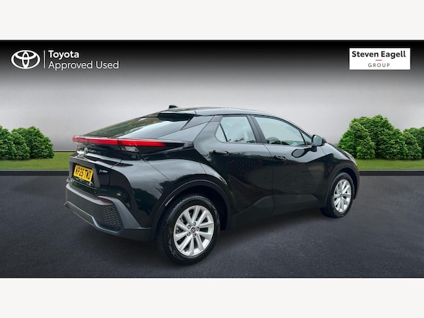 Used Toyota C-HR 2025 for sale - 76167323: Photo 2