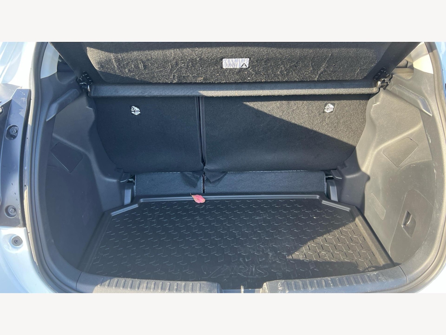 Used Toyota Yaris 2024 for sale - 77119597: Photo 16