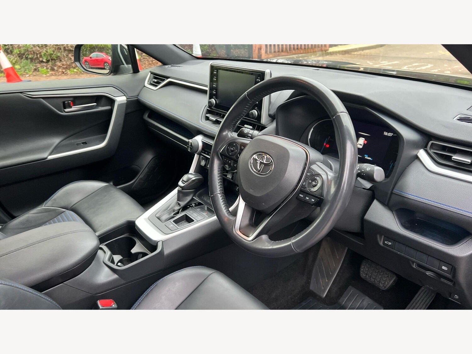 Used Toyota RAV4 2020 for sale - 78100524: Photo 13
