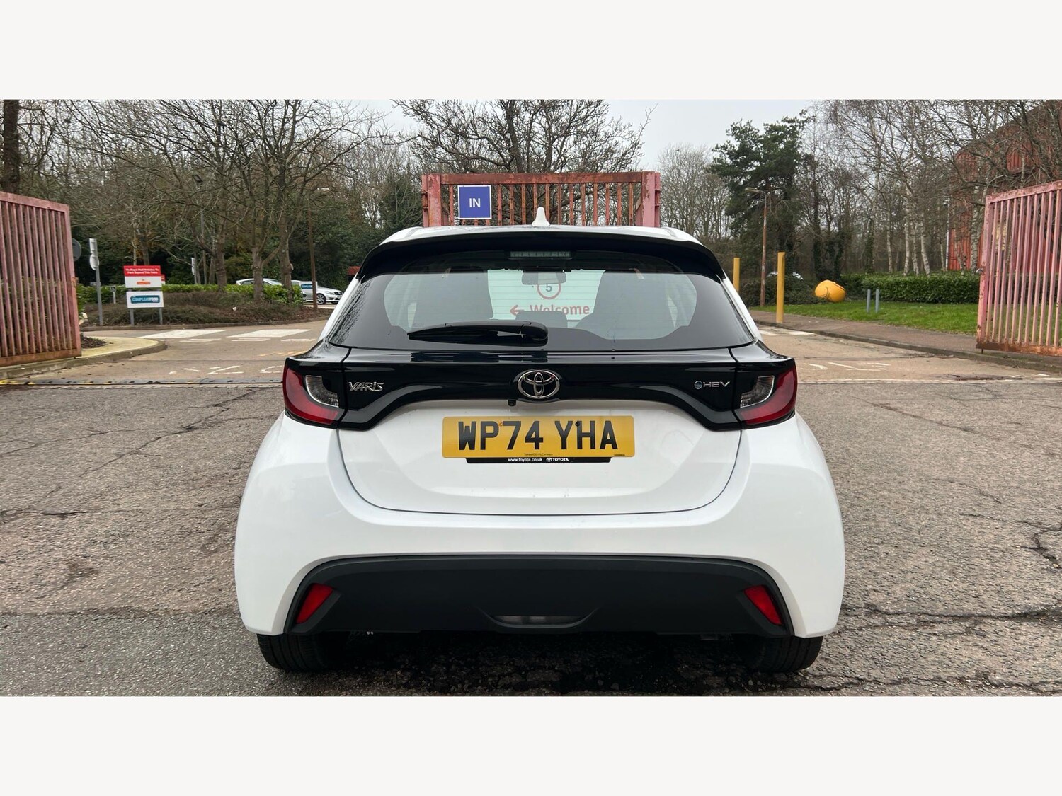 Used Toyota Yaris for sale - 77683150: Photo 21