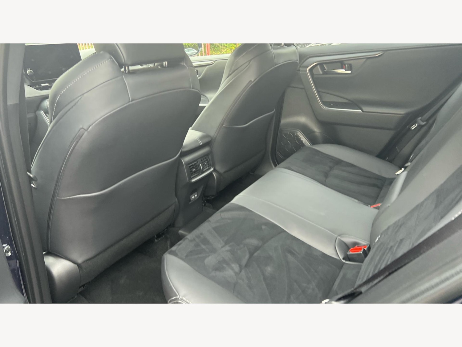 Used Toyota RAV4 2024 for sale - 76166909: Photo 15