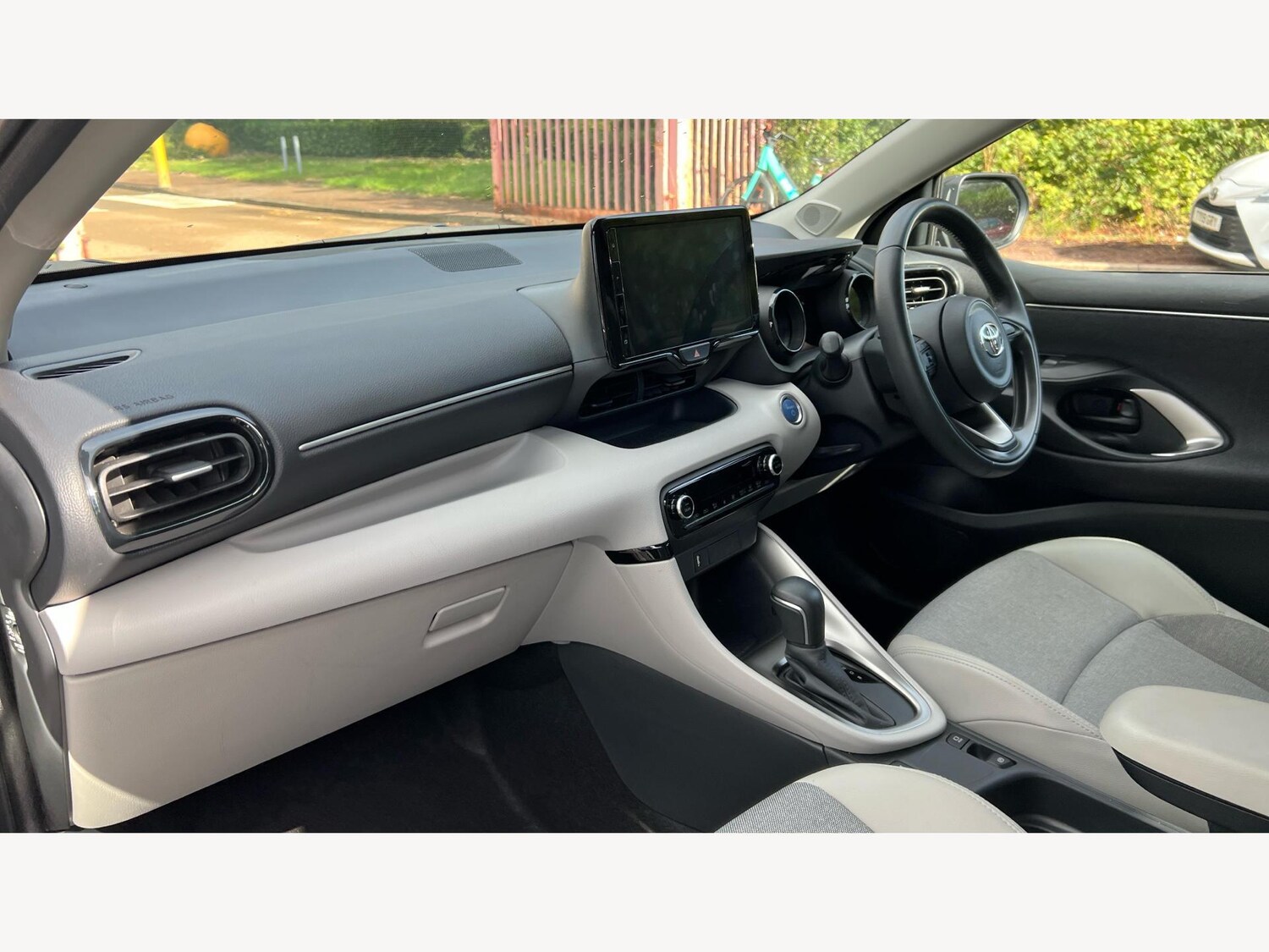 Used Toyota Yaris 2023 for sale - 75838694: Photo 12