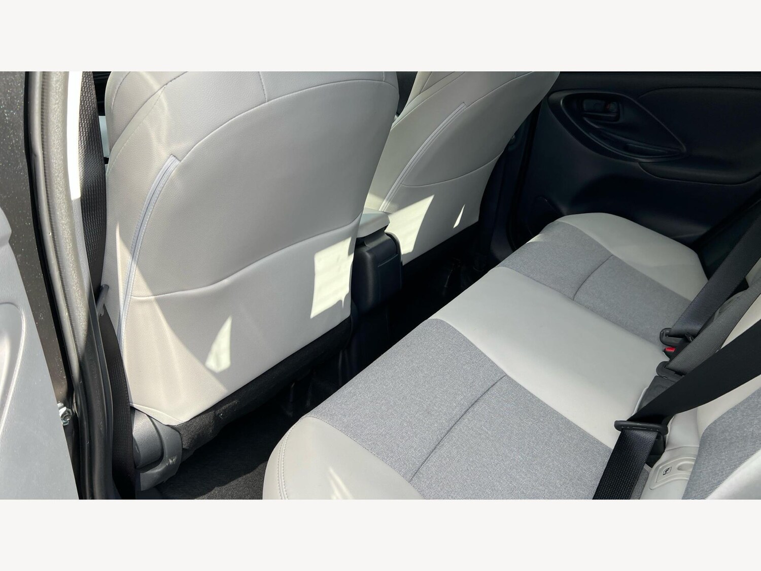 Used Toyota Yaris 2023 for sale - 75838694: Photo 15