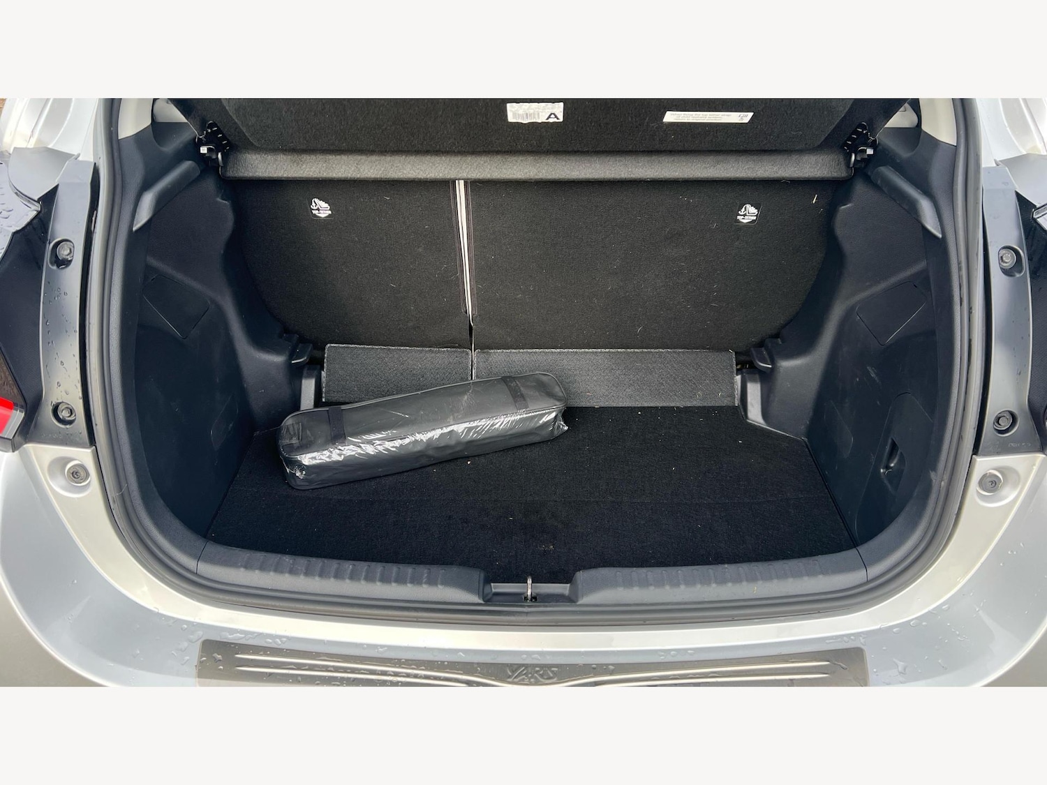 Used Toyota Yaris 2020 for sale - 77291679: Photo 16