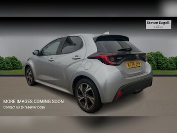 Used Toyota Yaris 2024 for sale - 77807685: Photo