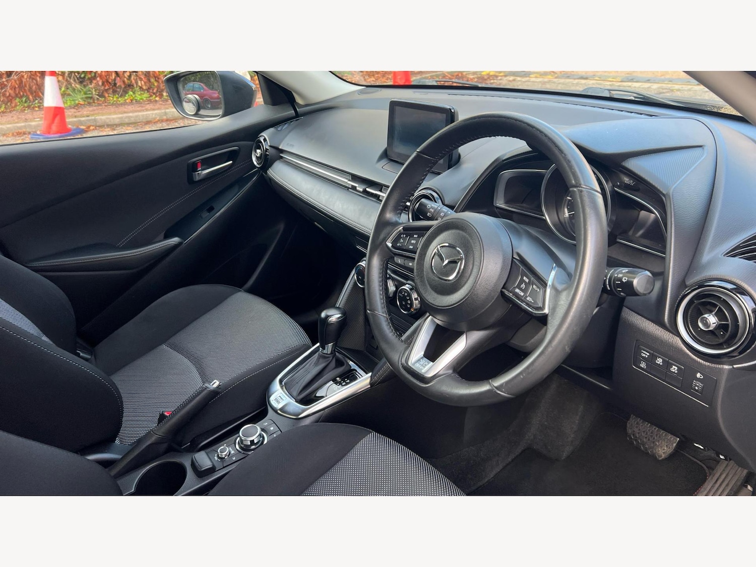 Used Mazda Mazda2 2018 for sale - 76337392: Photo 13