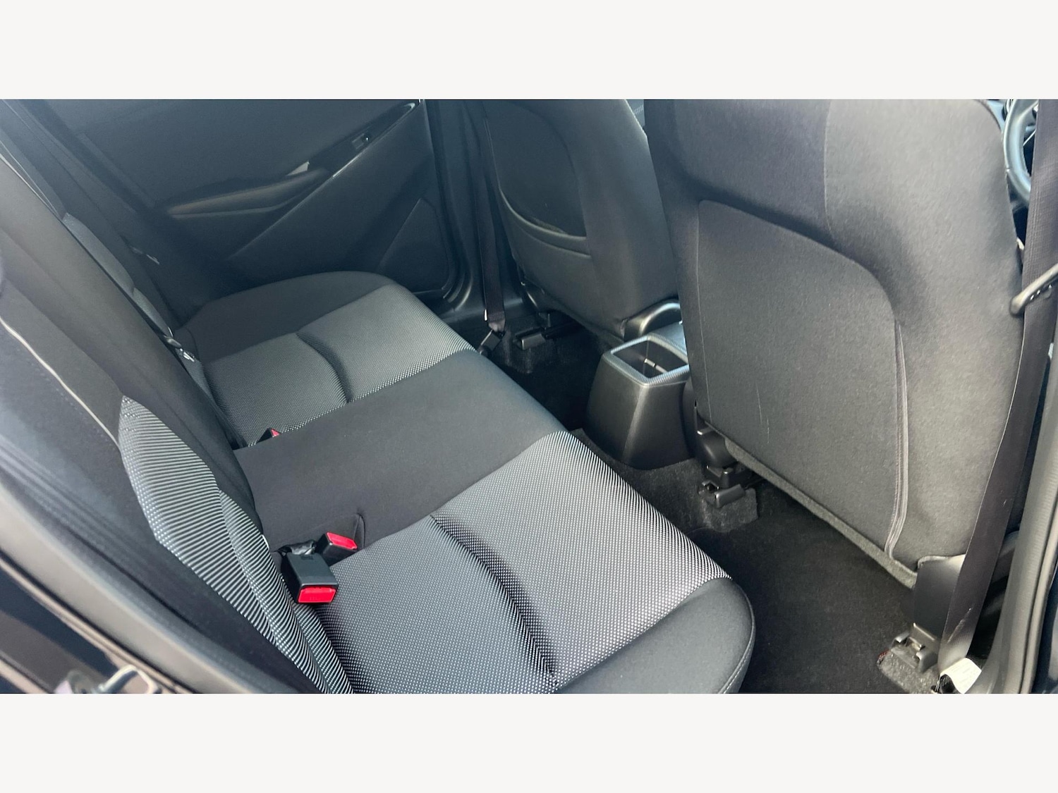 Used Mazda Mazda2 2018 for sale - 76337392: Photo 14
