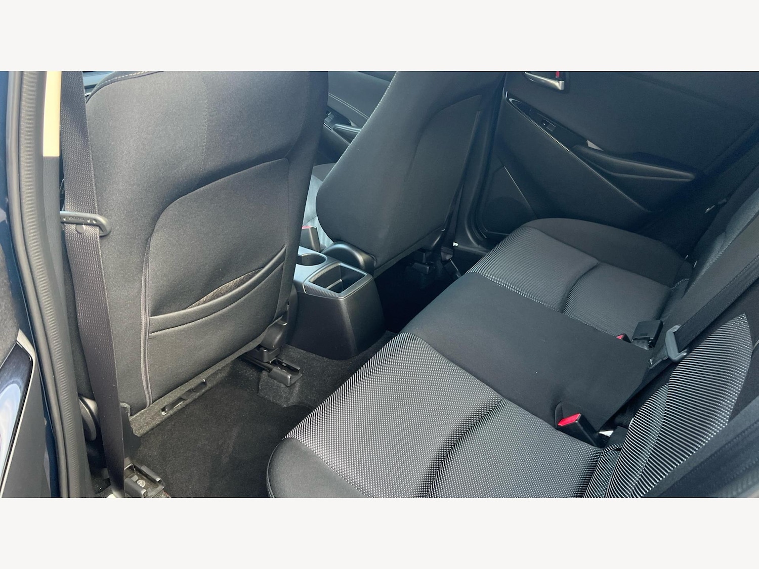 Used Mazda Mazda2 2018 for sale - 76337392: Photo 15