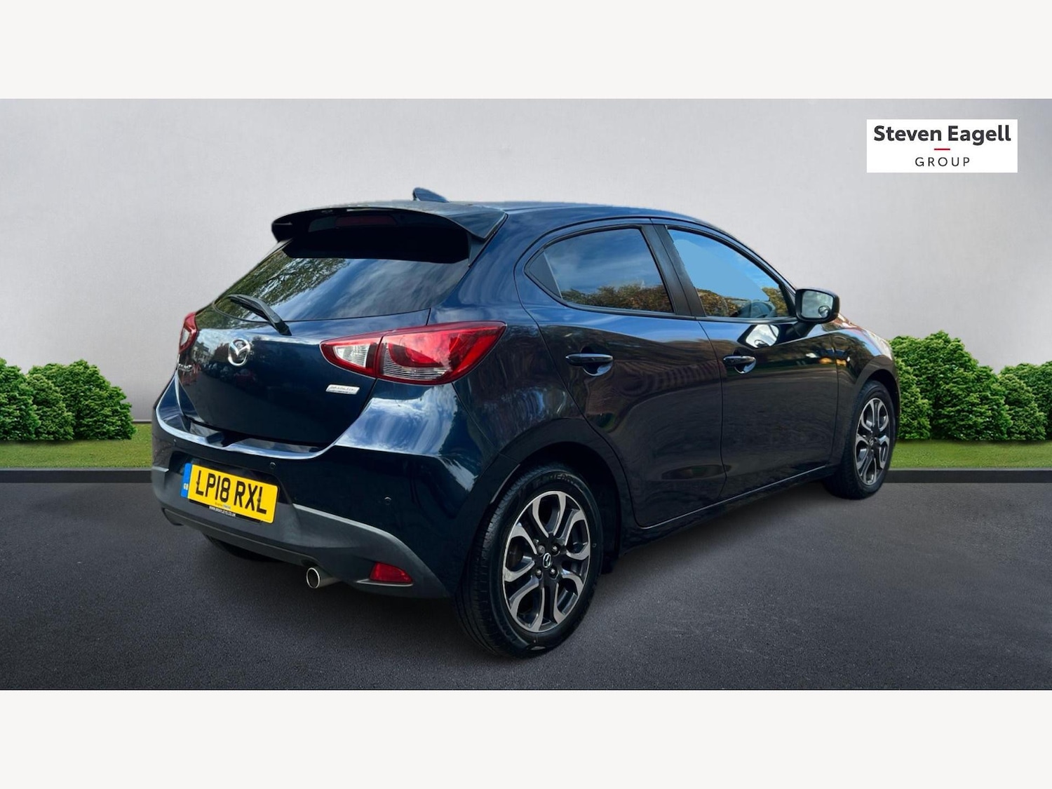 Used Mazda Mazda2 2018 for sale - 76337392: Photo 2