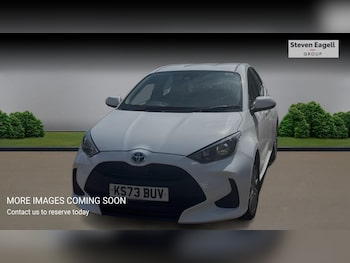 Used Toyota Yaris 2023 for sale - 79373608: Photo