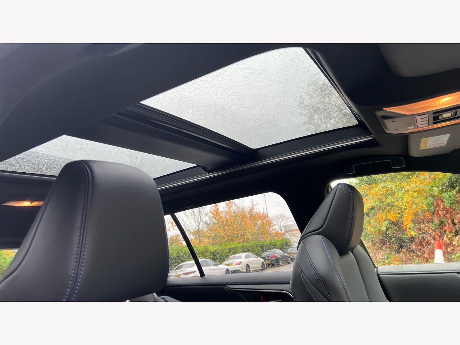 Used Toyota RAV4 2019 for sale - 76423854: Photo 14